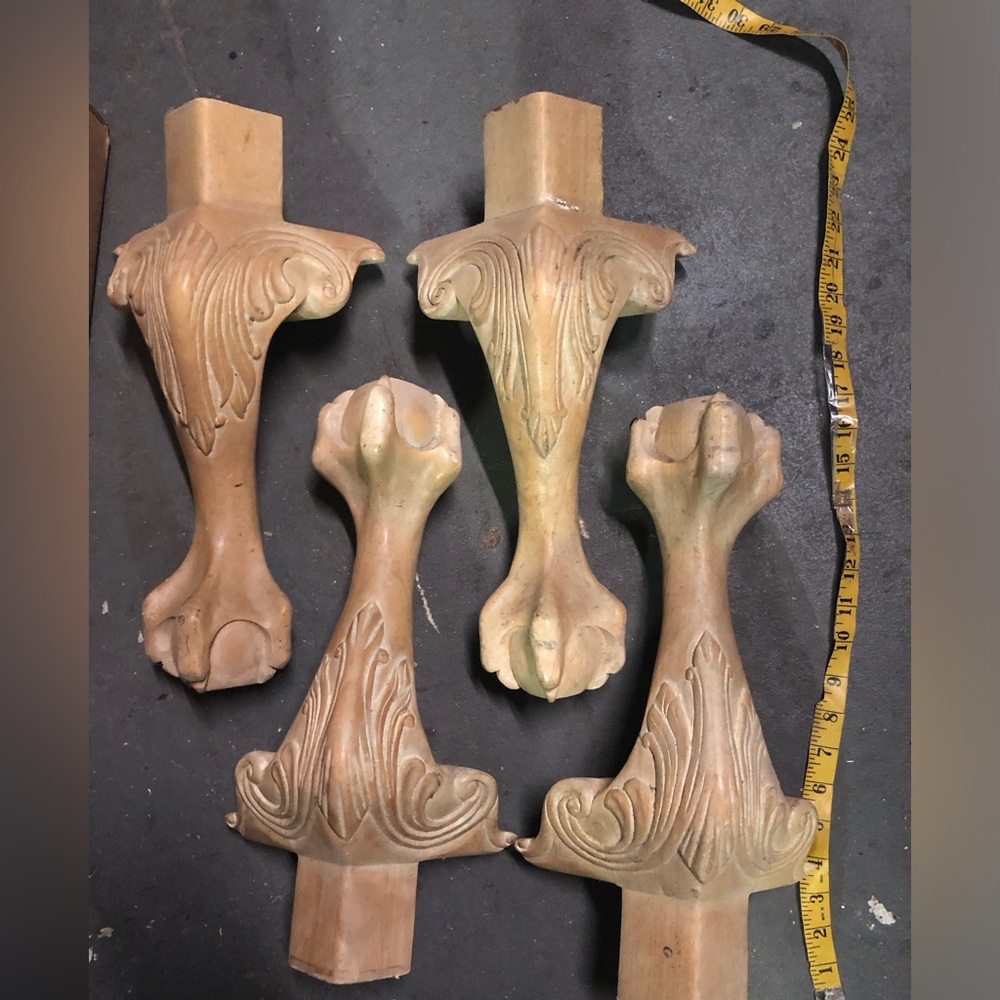 Claw table legs